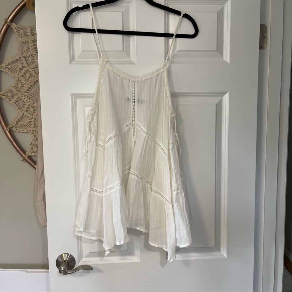 Boho super cute flowy tie side handkerchief hem white Large